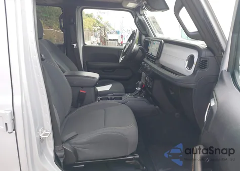 2024 Jeep Wrangler 4Xe Sahara 4Xe z USA, uszkodzony, nr VIN 1C4RJXP67RW310227